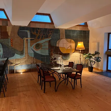 Apartment Graceland *
