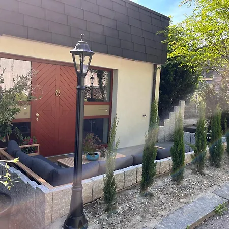 Apartment Graceland *